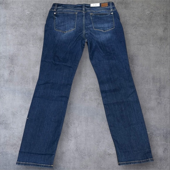 Judy Blue Women's Jeans Size 15 Mid Rise Straight Leg Medium Wash NWT Stretch - Picture 11 of 11